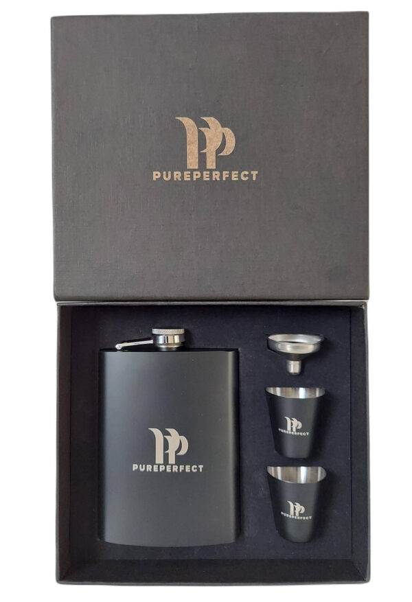 PurePerfect Hip Flask Gift Set, 8oz Leak-proof Flask with 2 Cups and Funnel, Food-grade Stainless Steel with Black Gift Box